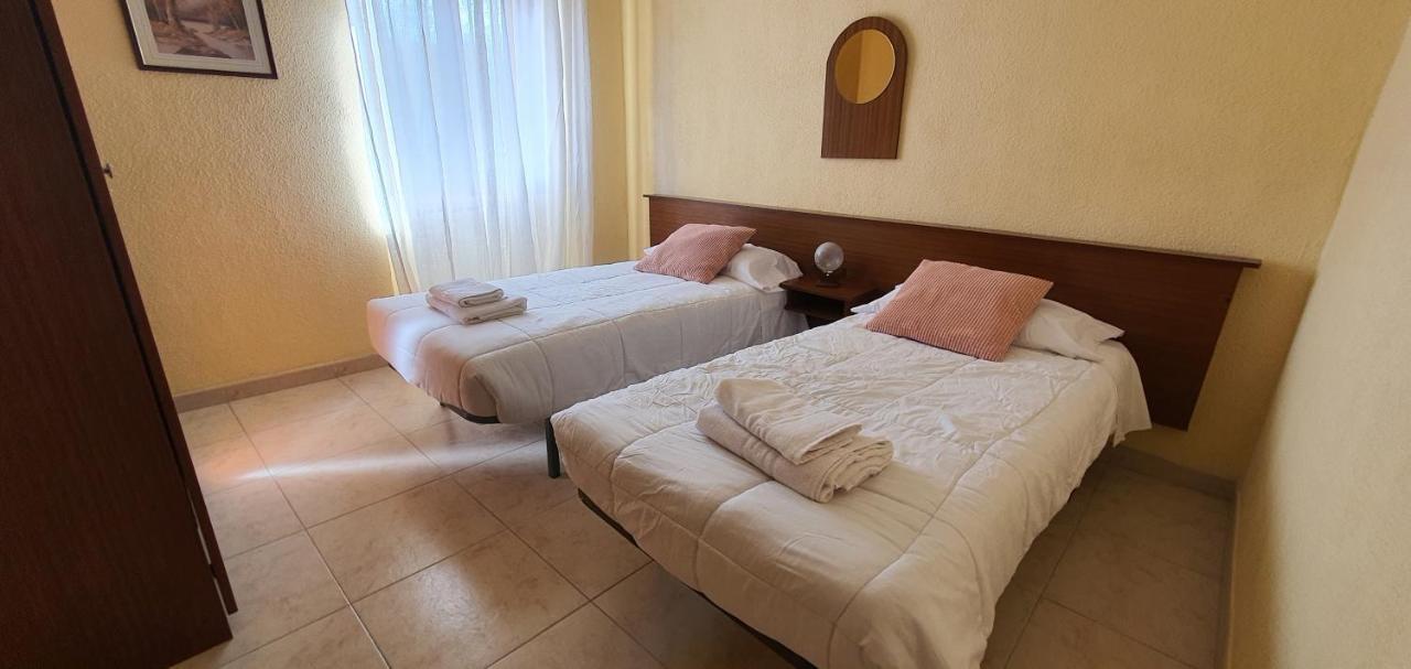 El Hostal De Maria Elena Vera de Moncayo Extérieur photo
