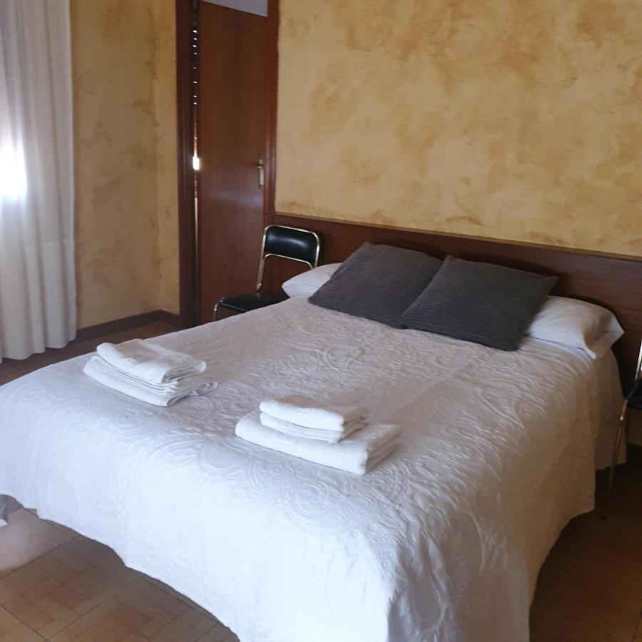 El Hostal De Maria Elena Vera de Moncayo Extérieur photo