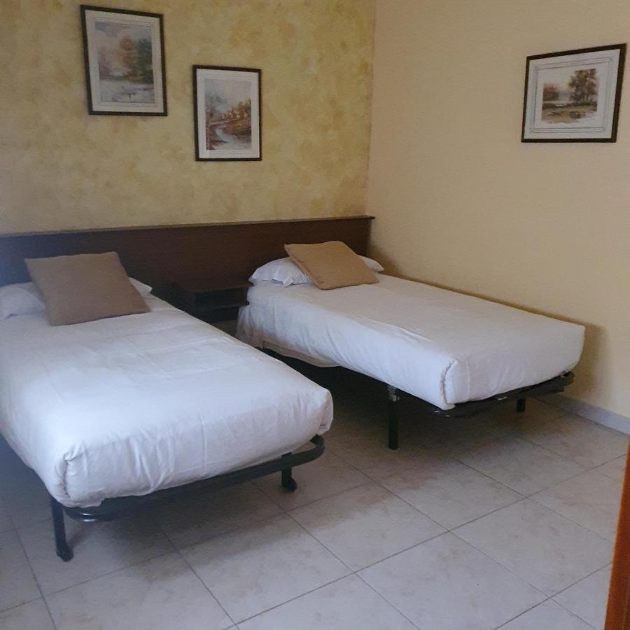 El Hostal De Maria Elena Vera de Moncayo Extérieur photo